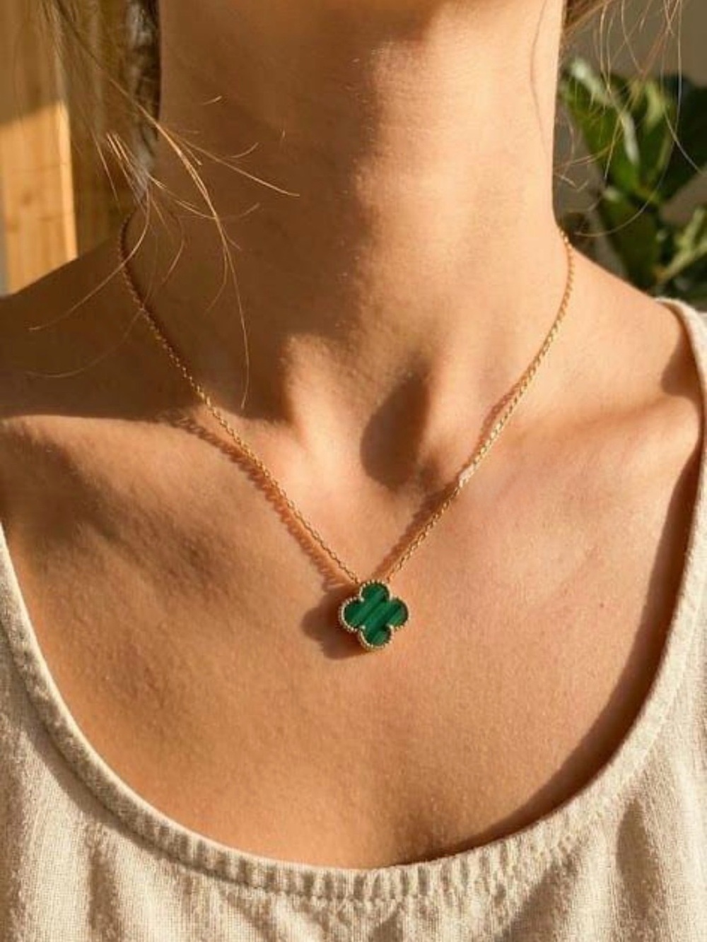 Alhambra Style Green Clover Pendant Necklace - Gold